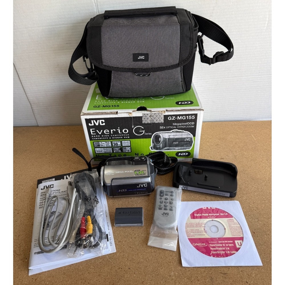 JVC Everio Camcorder 30GB GZ-MG155U Tested & Working w Case, Charger, Battery